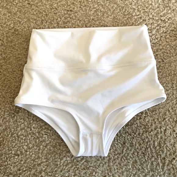 White Bikini Bottom Size’s XS/L - Picture 3 of 11